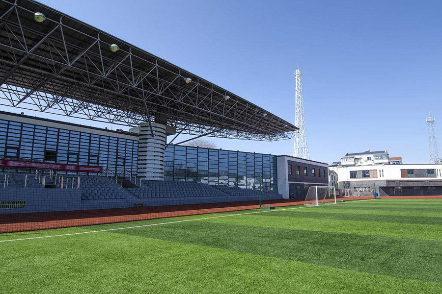 乌鲁木齐体育场看台网架工程